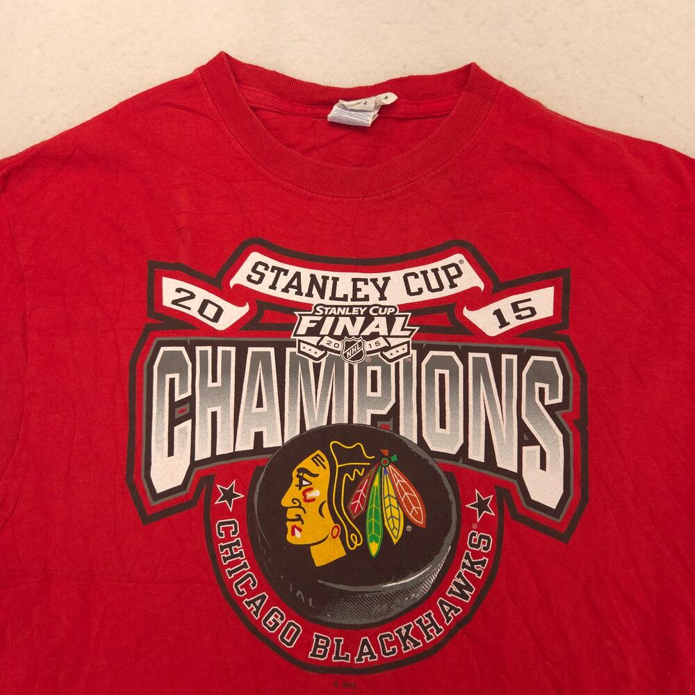 NHL Chicago Blackhawks Crew Neck Graphic Hockey T Shirt Mens Size Medium M Red